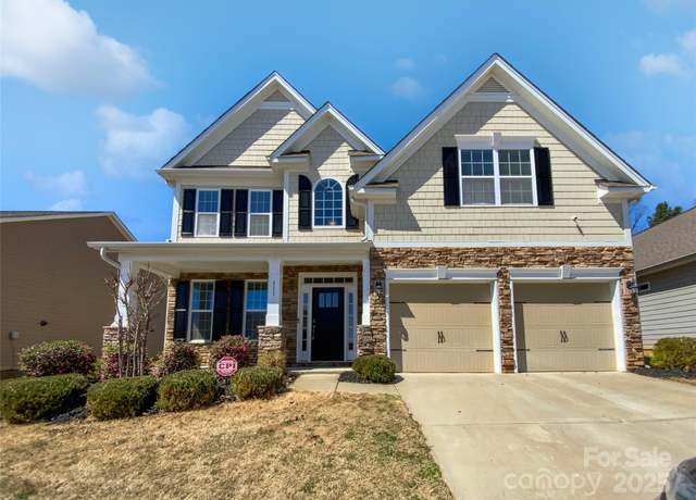 Property at 111 Canada Dr, Statesville, NC 28677, 5 beds, 3 baths