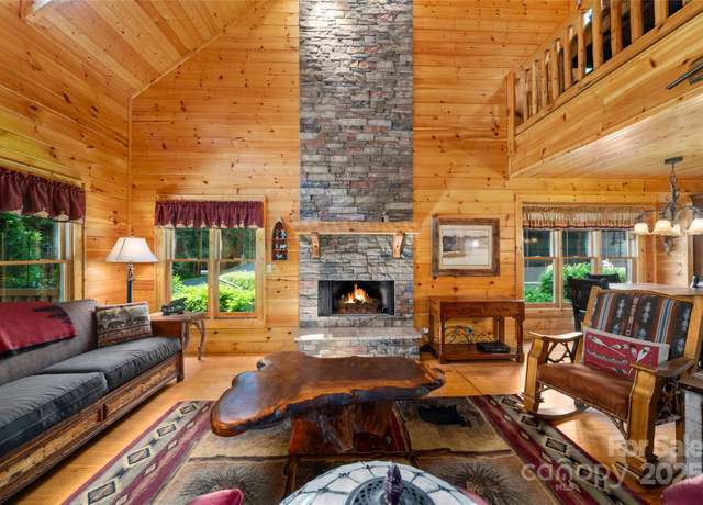 Property at 86 Sweet Birch Dr, Maggie Valley, NC 28751, 3 beds, 2 baths