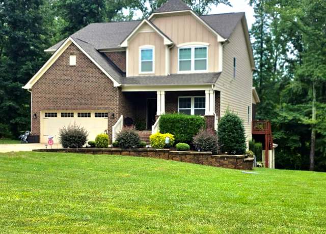 Property at 8305 Aspen Ct, Charlotte, NC 28227, 5 beds, 4.5 baths
