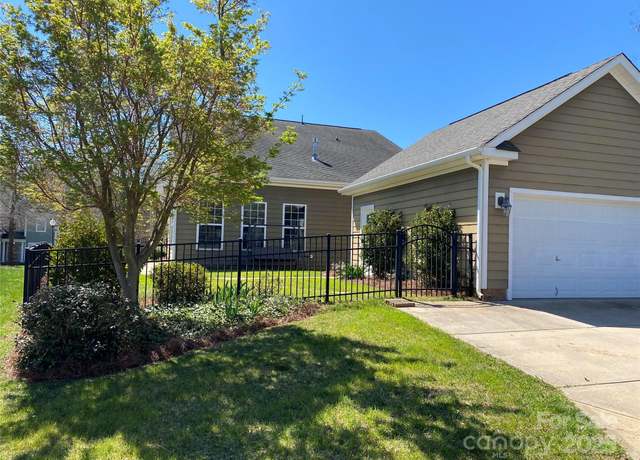 Property at 353 Montibello Dr, Mooresville, NC 28117, 4 beds, 3 baths