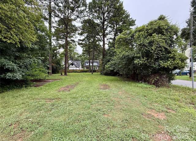Property at 1904 St Paul St, Charlotte, NC 28216