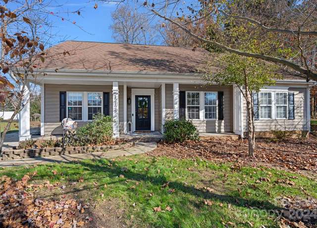 Property at 12128 Robins Nest Ln, Charlotte, NC 28269, 3 beds, 2 baths