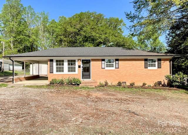 Property at 418 Dallas Stanley Hwy, Dallas, NC 28034, 3 beds, 1 bath