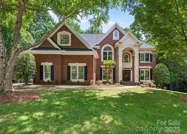Property at 610 Hampshire Hill Rd, Matthews, NC 28105, 5 beds, 5 baths
