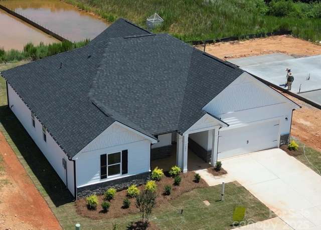 Property at 1901 Quiet Woods Rd, Monroe, NC 28110, 3 beds, 2 baths