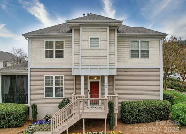 Property at 920 Ashworth Dr, Gastonia, NC 28054, 2 beds, 2.5 baths
