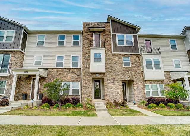 Property at 2533 Ensemble Ct, Charlotte, NC 28262, 4 beds, 3.5 baths