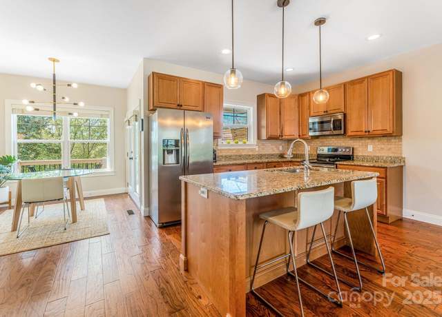 Property at 30 Asher Ln, Arden, NC 28704, 3 beds, 2.5 baths