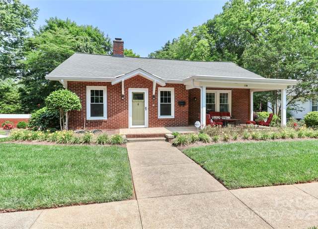 Property at 536 Carroll St, Statesville, NC 28625, 3 beds, 2 baths