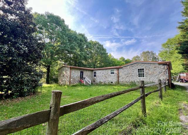 Property at 6832 Mandarin Dr, Rock Hill, SC 29732, 3 beds, 3 baths