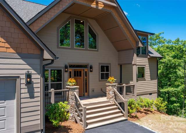 Property at 100 Tiger Paw Ln, Sapphire, NC 28774, 4 beds, 3.5 baths