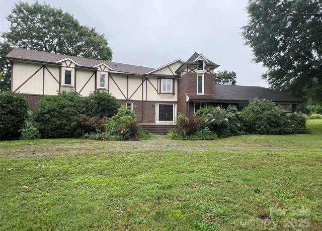 Property at 24008 Carriker Rd, Albemarle, NC 28001, 4 beds, 3 baths