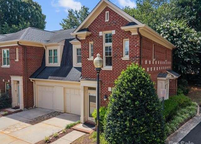 Property at 845 Park Slope Dr, Charlotte, NC 28209, 3 beds, 2.5 baths