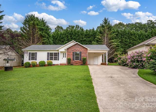 Property at 144 Fairway Dr SW, Conover, NC 28613, 3 beds, 2 baths