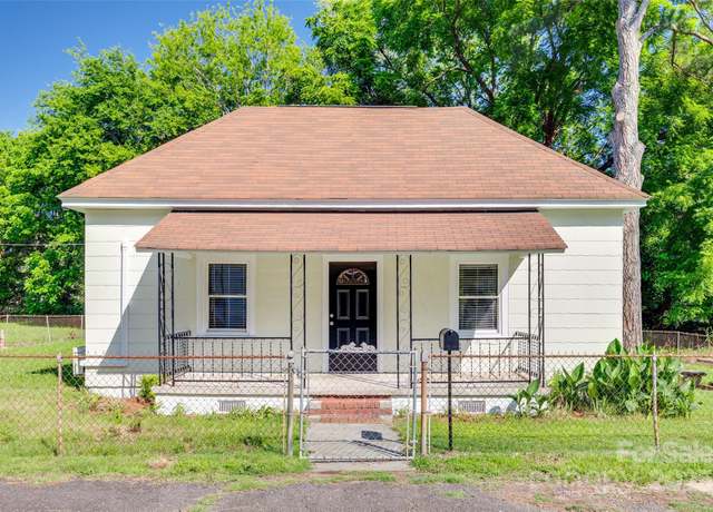 Property at 514 Jones St, Chester, SC 29706, 2 beds, 1 bath