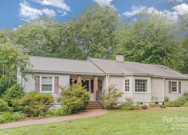 Property at 705 Townsend Ave, Gastonia, NC 28052, 3 beds, 2 baths