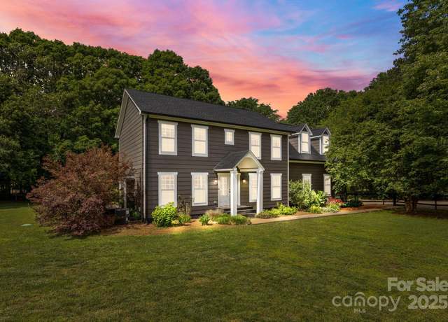 Property at 5229 Mt Holly Huntersville Rd, Charlotte, NC 28216, 4 beds, 3.5 baths