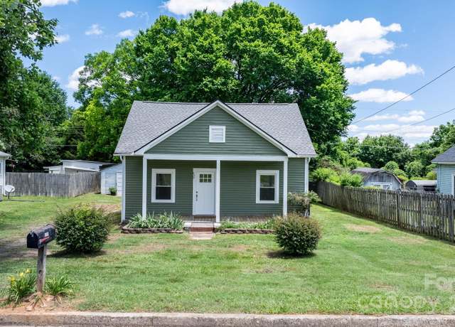 Property at 639 Eastway Dr S, Troutman, NC 28166, 2 beds, 1 bath