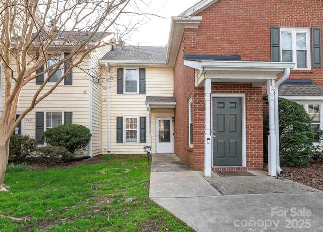Property at 9427 S Vicksburg Park Ct, Charlotte, NC 28210, 2 beds, 2 baths