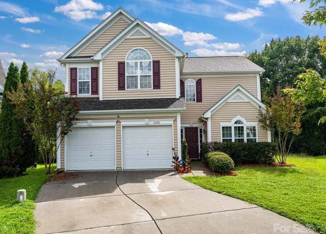 Property at 13703 Rutherglen Ct, Charlotte, NC 28213, 3 beds, 2.5 baths