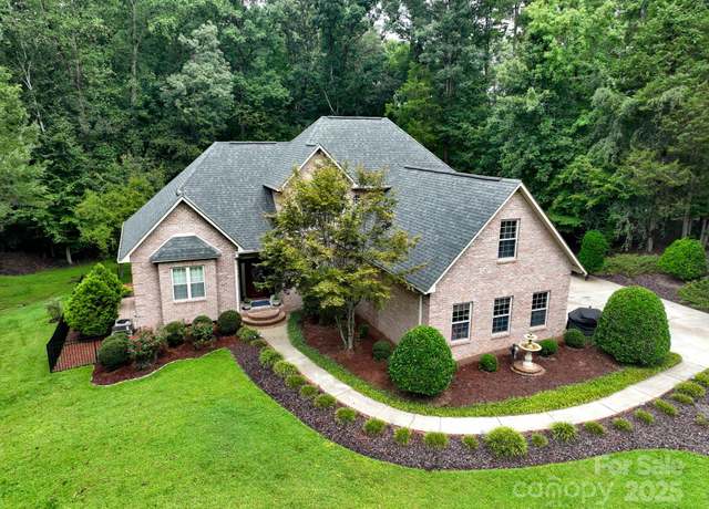 Property at 160 Dockside Dr, Salisbury, NC 28146, 3 beds, 3.5 baths
