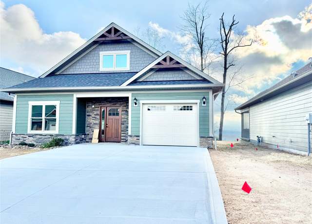 Property at 1387 River Club Rdg, Lenoir, NC 28645, 3 beds, 2.5 baths