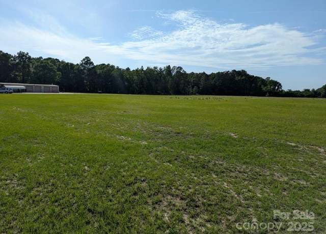 Property at 2128 N Fifth St, Hartsville, SC 29550
