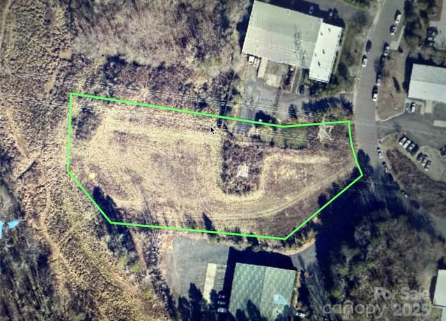 Property at 3350 Green Park Cir, Charlotte, NC 28217