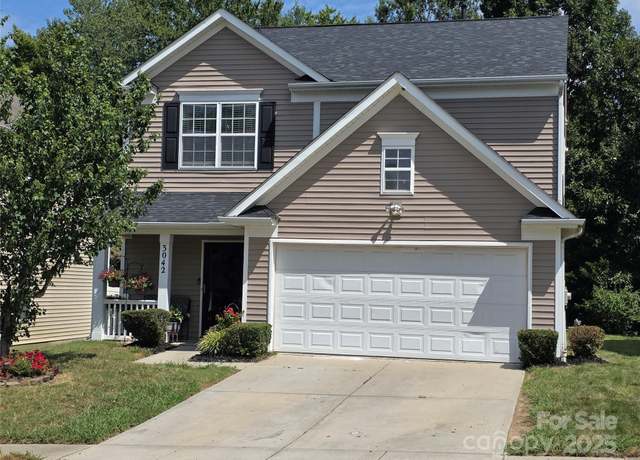 Property at 3042 Ernest Russell Ct, Charlotte, NC 28269, 3 beds, 2.5 baths
