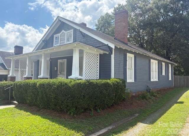 Property at 194 Cedar Dr, Concord, NC 28025, 3 beds, 2 baths