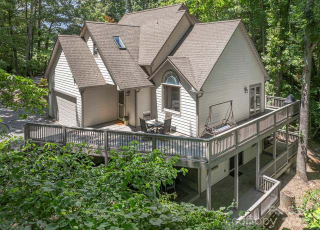Property at 212 Appleton Dr, Sylva, NC 28779, 3 beds, 3.5 baths