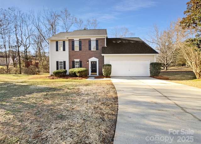 Property at 11006 Renoir Ct, Charlotte, NC 28215, 3 beds, 2.5 baths