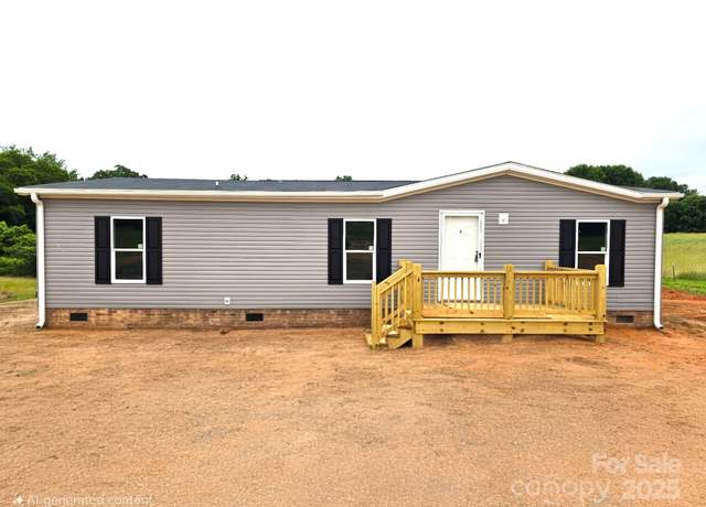 Property at 104 Advent Dr, Grover, NC 28073, 3 beds, 2 baths
