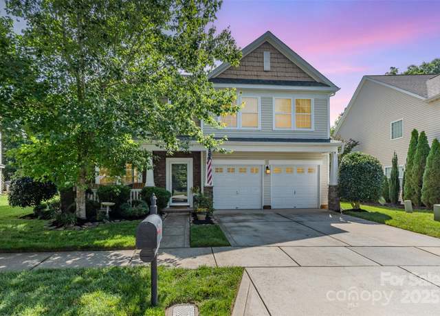 Property at 10237 Broken Stone Ct, Charlotte, NC 28214, 4 beds, 2.5 baths