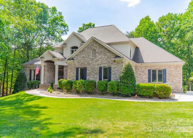 Property at 123 Archbell Point Ln, Mooresville, NC 28117, 4 beds, 4.5 baths