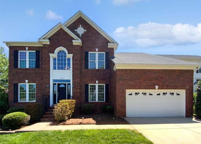 Property at 903 Furman Ct, Fort Mill, SC 29708, 5 beds, 2.5 baths