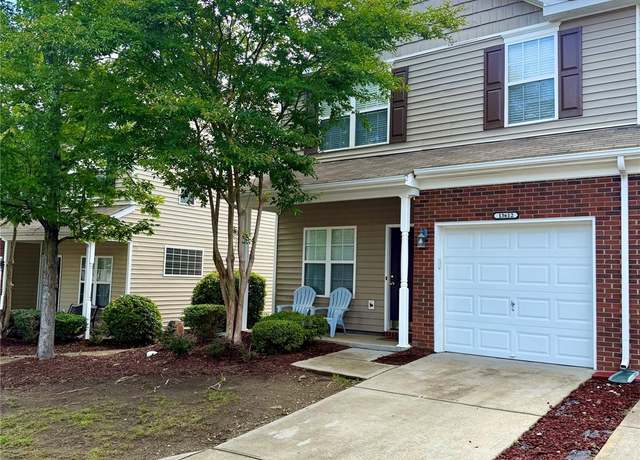 Property at 13612 Singleleaf Ln, Charlotte, NC 28278, 2 beds, 2.5 baths