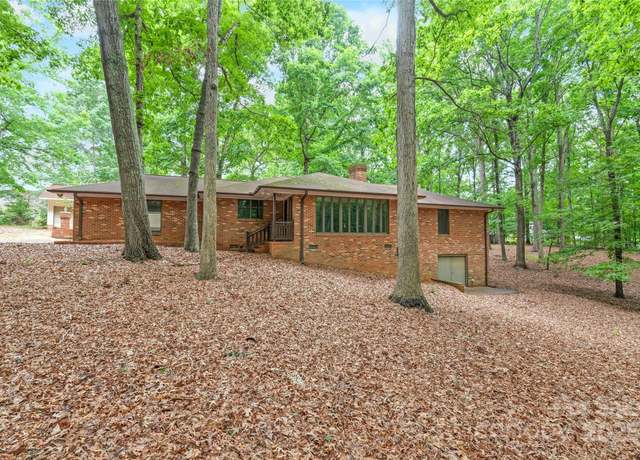 Property at 3985 Well Rd, Mint Hill, NC 28227, 3 beds, 2 baths