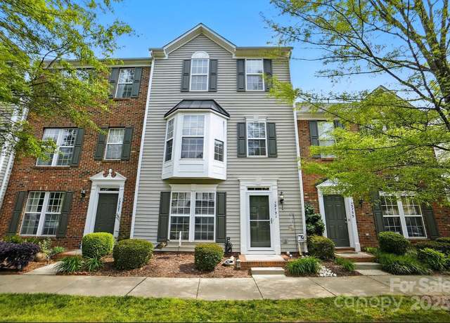 Property at 12731 Bullock Greenway Blvd, Charlotte, NC 28277, 2 beds, 3 baths