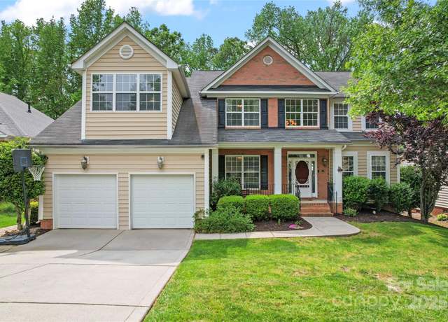 Property at 1009 Anduin Falls Dr, Charlotte, NC 28269, 4 beds, 3.5 baths