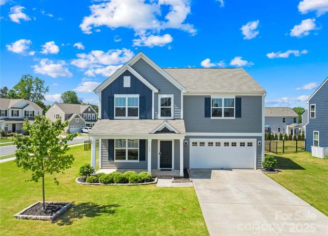Property at 133 W Neel Ranch Rd, Mooresville, NC 28115, 4 beds, 2.5 baths