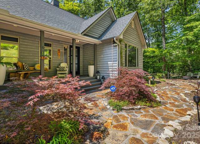 Property at 5 Saddle Rdg, Fletcher, NC 28732, 3 beds, 3 baths