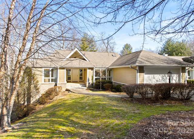 Property at 514 Cobblestone Ln, Flat Rock, NC 28731, 3 beds, 3 baths