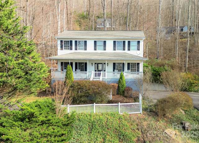 Property at 127 Boulder Way, Asheville, NC 28803, 4 beds, 3.5 baths