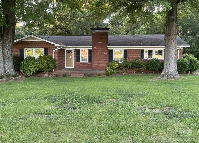 Property at 224 Locust Ave, Locust, NC 28097, 3 beds, 1 bath