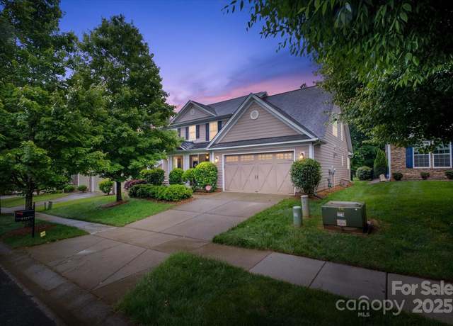 Property at 4323 Bright Rd, Charlotte, NC 28214, 5 beds, 3.5 baths
