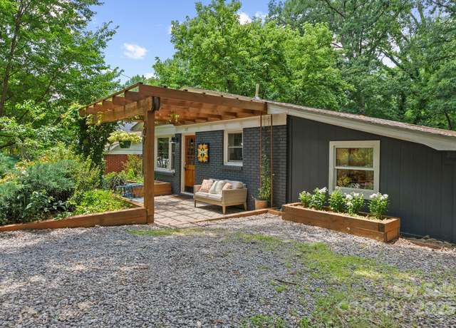 Property at 207 S Oconeechee Ave, Black Mountain, NC 28711, 3 beds, 2 baths