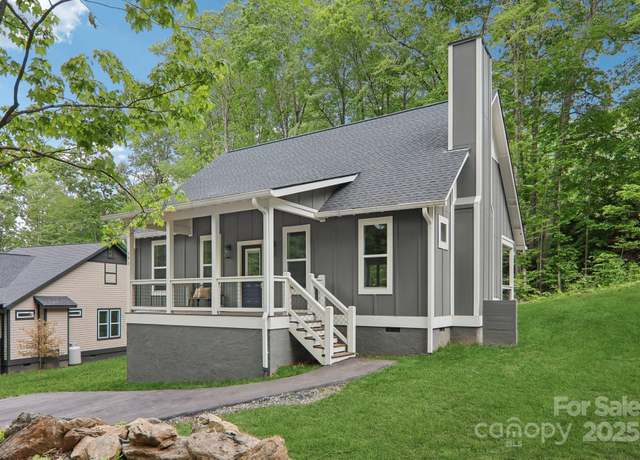 Property at 593 Twinbrook Ln, Maggie Valley, NC 28751, 3 beds, 2 baths