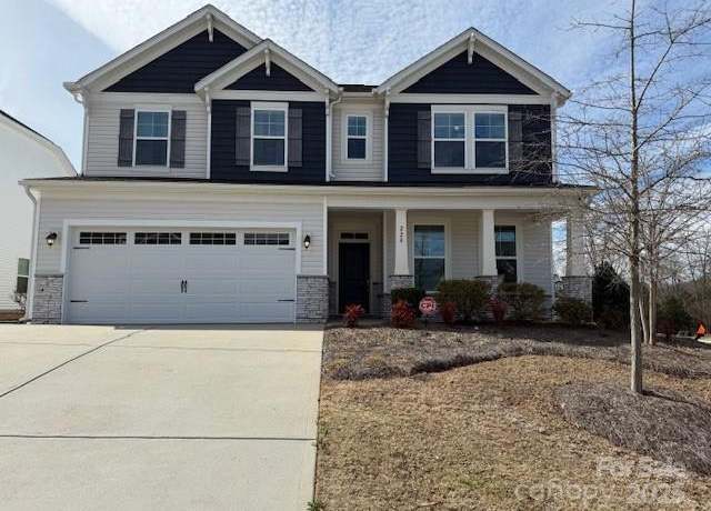 Property at 228 Heatherland Dr, Rock Hill, SC 29732, 4 beds, 2.5 baths
