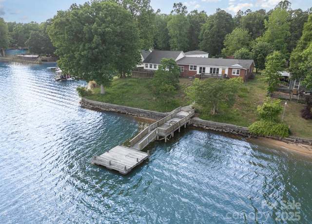 Property at 565 Shore Acres Rd, Salisbury, NC 28146, 4 beds, 3.5 baths